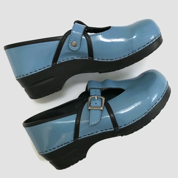 sanita women's professional patent clog
